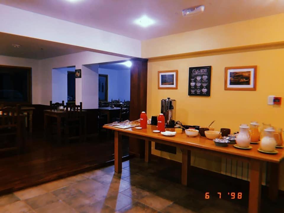 乌斯怀亚 Oikos酒店 外观 照片